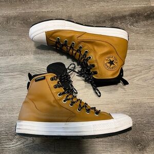 Men's Tan and Black High-Top Converse, All-Weather Sneakers